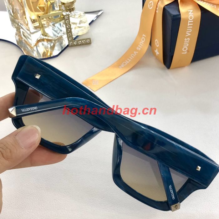Louis Vuitton Sunglasses Top Quality LVS01818